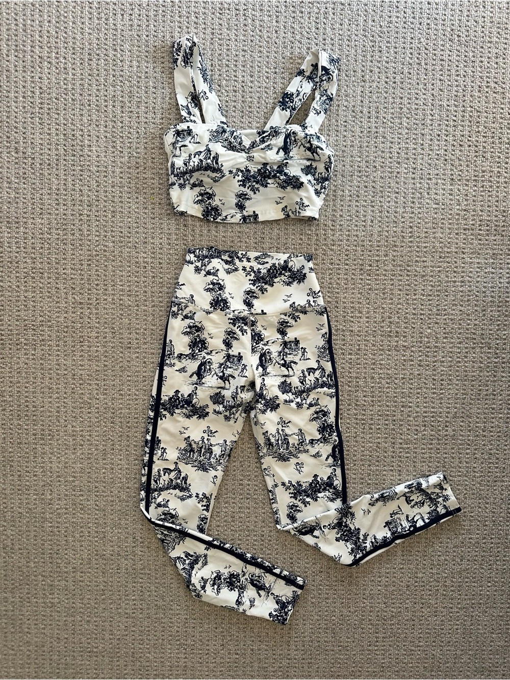 Carbon38 White and Navy Printed Workout Set